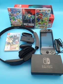 Nintendo Switch (V2) med spel + tillbehör |Fint skick|