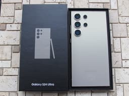 Samsung Galaxy S24 Ultra 5G 12/256GB-Duos-Olåst