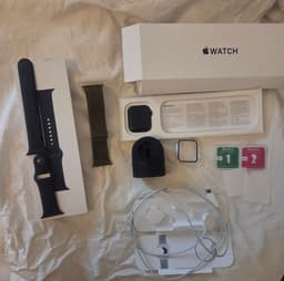 Apple watch SE (2gen) 44mm GPS+cellular. 96%batterihälsa