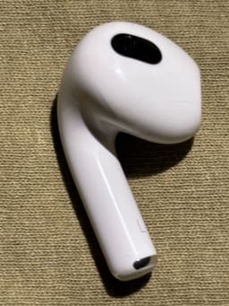 Apple AirPods Gen 3 vänster hörlur (L)