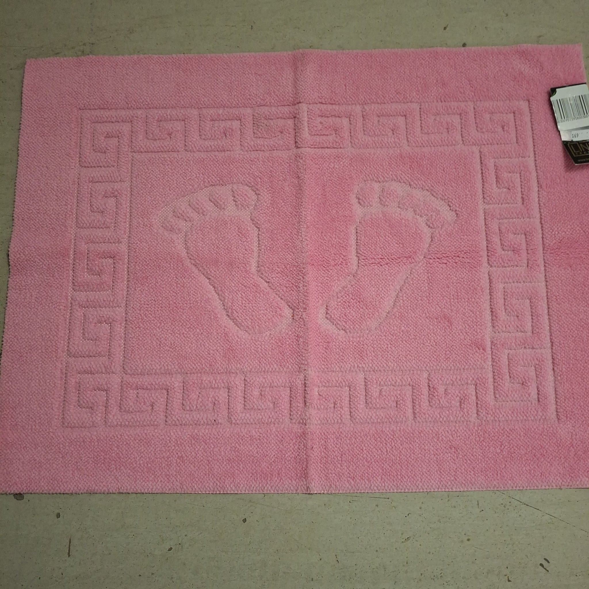 Rosa Badrumsmatta med Fötter 50x70