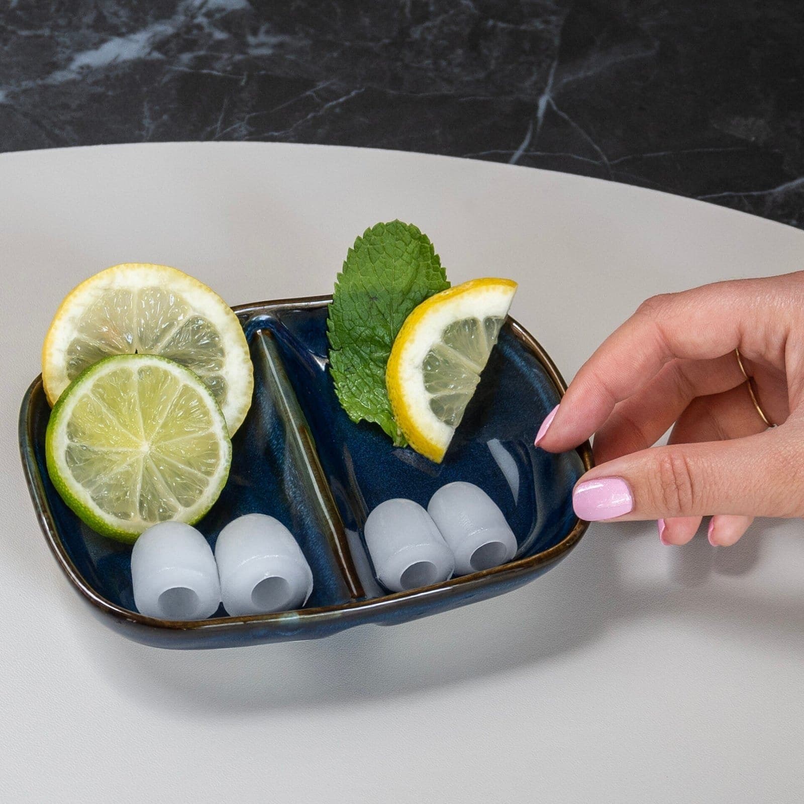 BREND isbitmaskin med Skopa – Bärbar Isblocksmaskin – Svart OPTI BR-2213-BLA