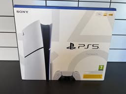 Sony PlayStation 5 Standard 1TB 3år garanti + Avatar spel