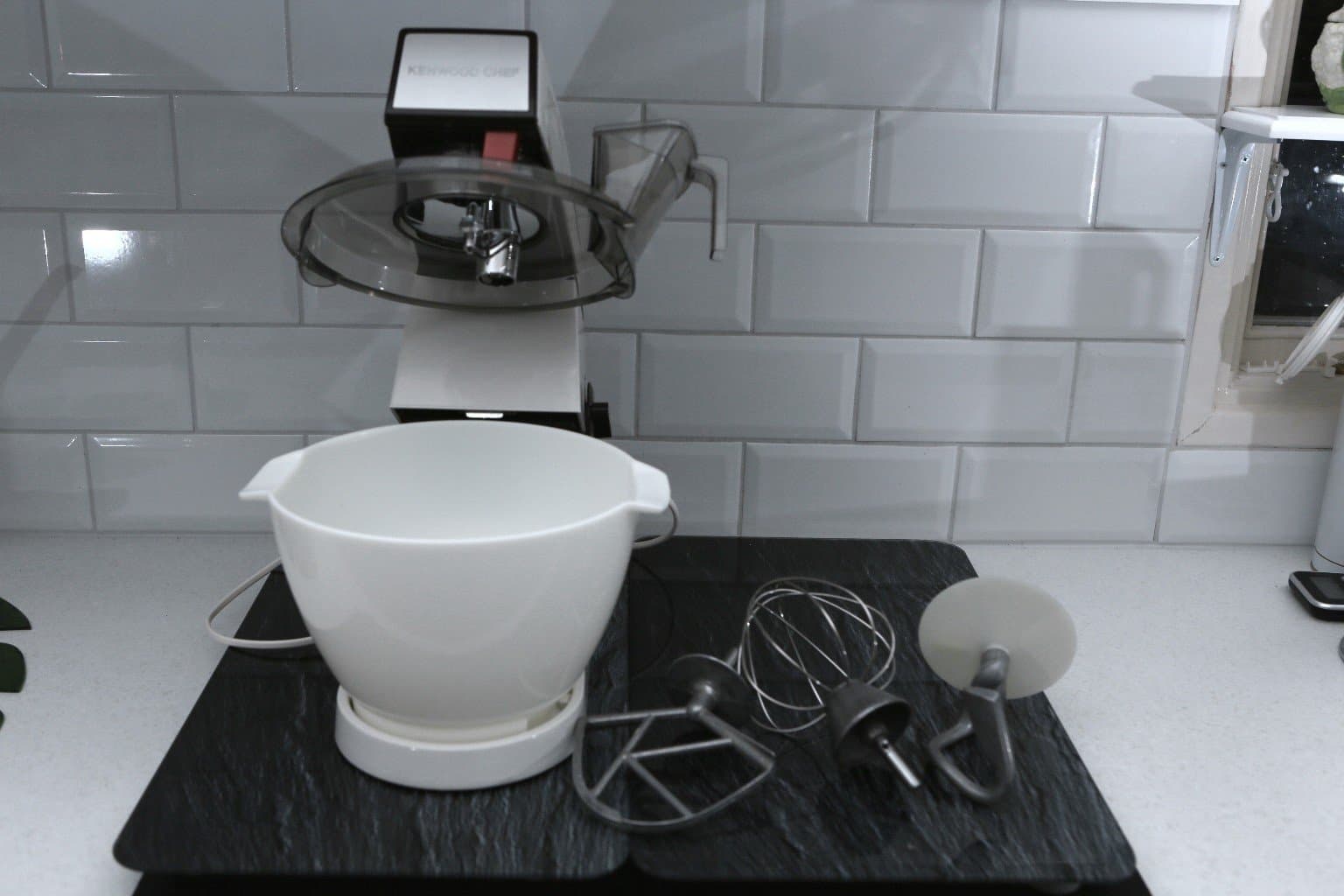 Bakmaskin Kenwood köksmaskin assistent