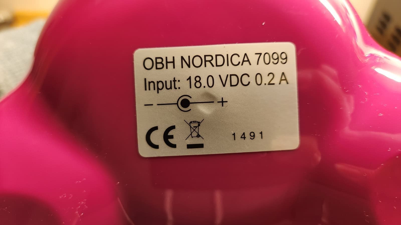 OBH Nordica 7099 handdammsugare – 18V, rosa
