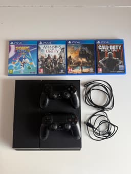 Playstation 4 - 1TB - 2 Kontroller - 4 Spel