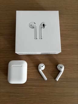 Apple AirPods 2