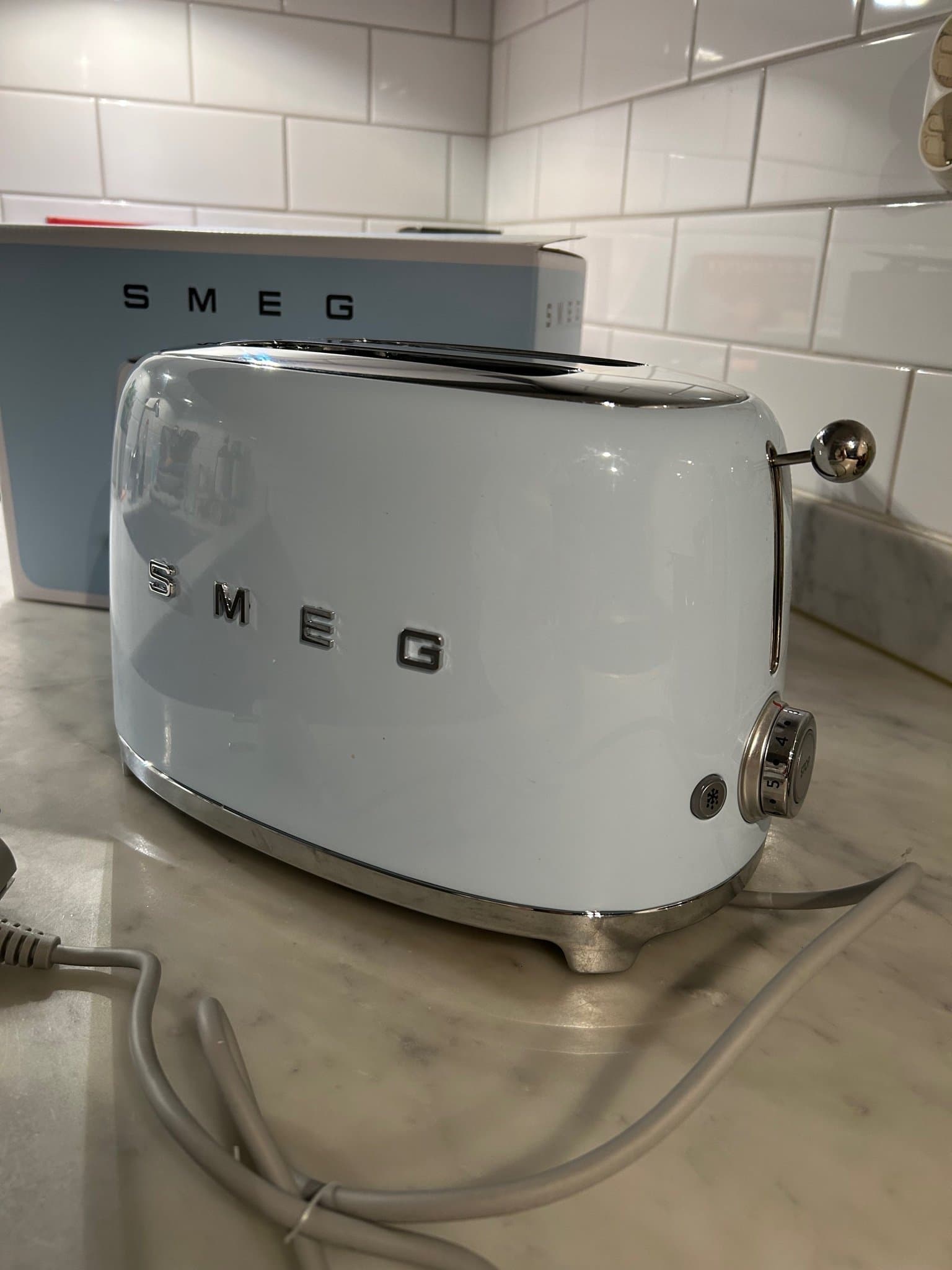 Smeg Brödrost nyskick provad någon enstaka gång