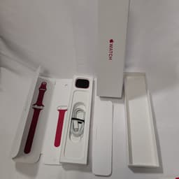 Apple Watch Series 7 (45mm, GPS) - Röd