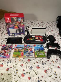 Nintendo Switch konsolpaket med spel och tillbehör