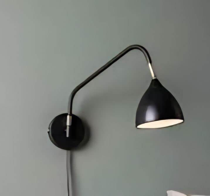 2st Markslöjd Valencia Vägglampa - Svart/Mässing för 540 kr tillsammans