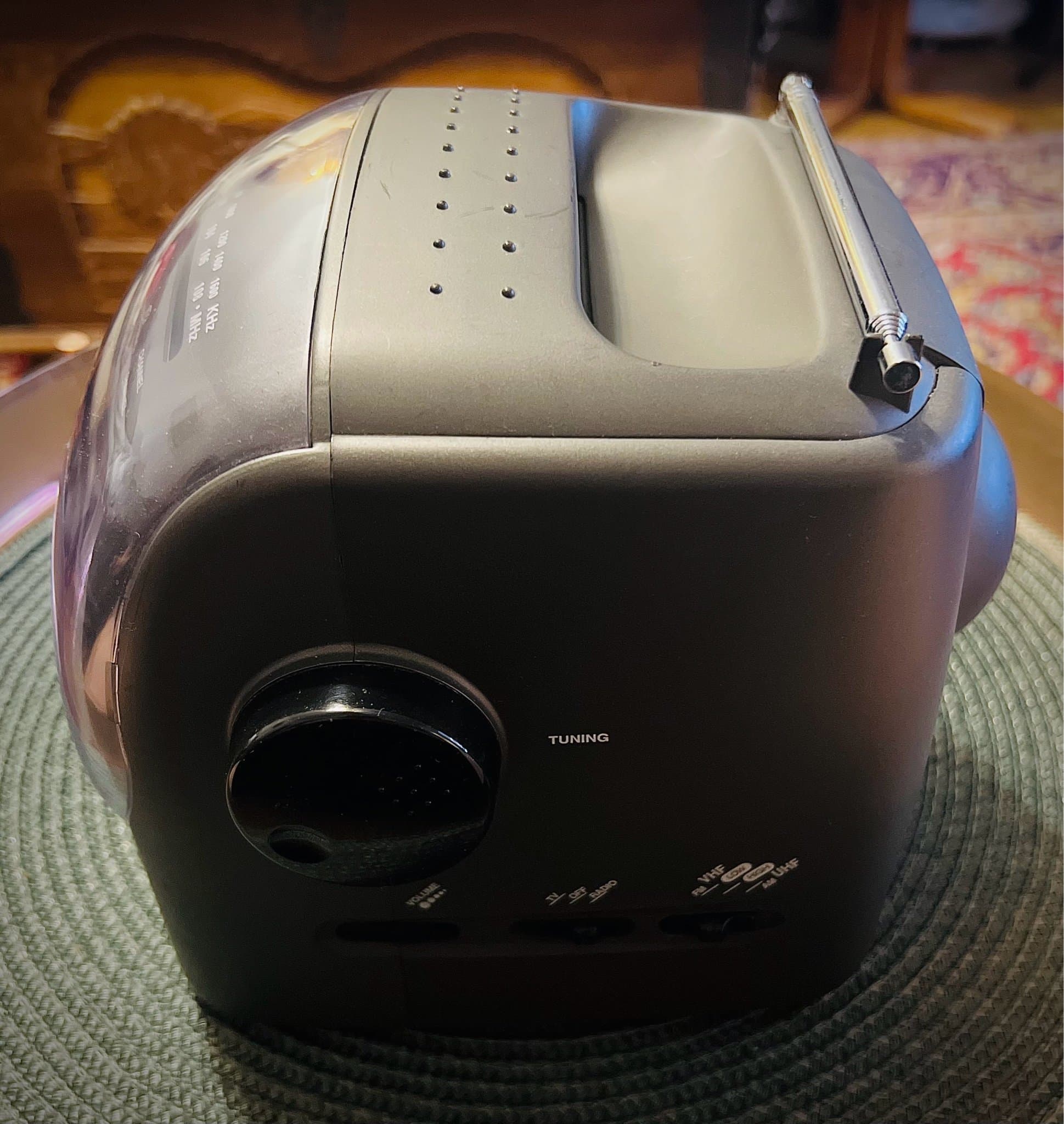 Prosonic TV-5.5 Bärbar TV med Radio