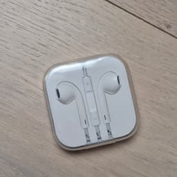 Apple EarPods oanvända
