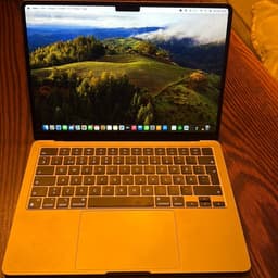 13-tums MacBook Air med Apple M2-chip