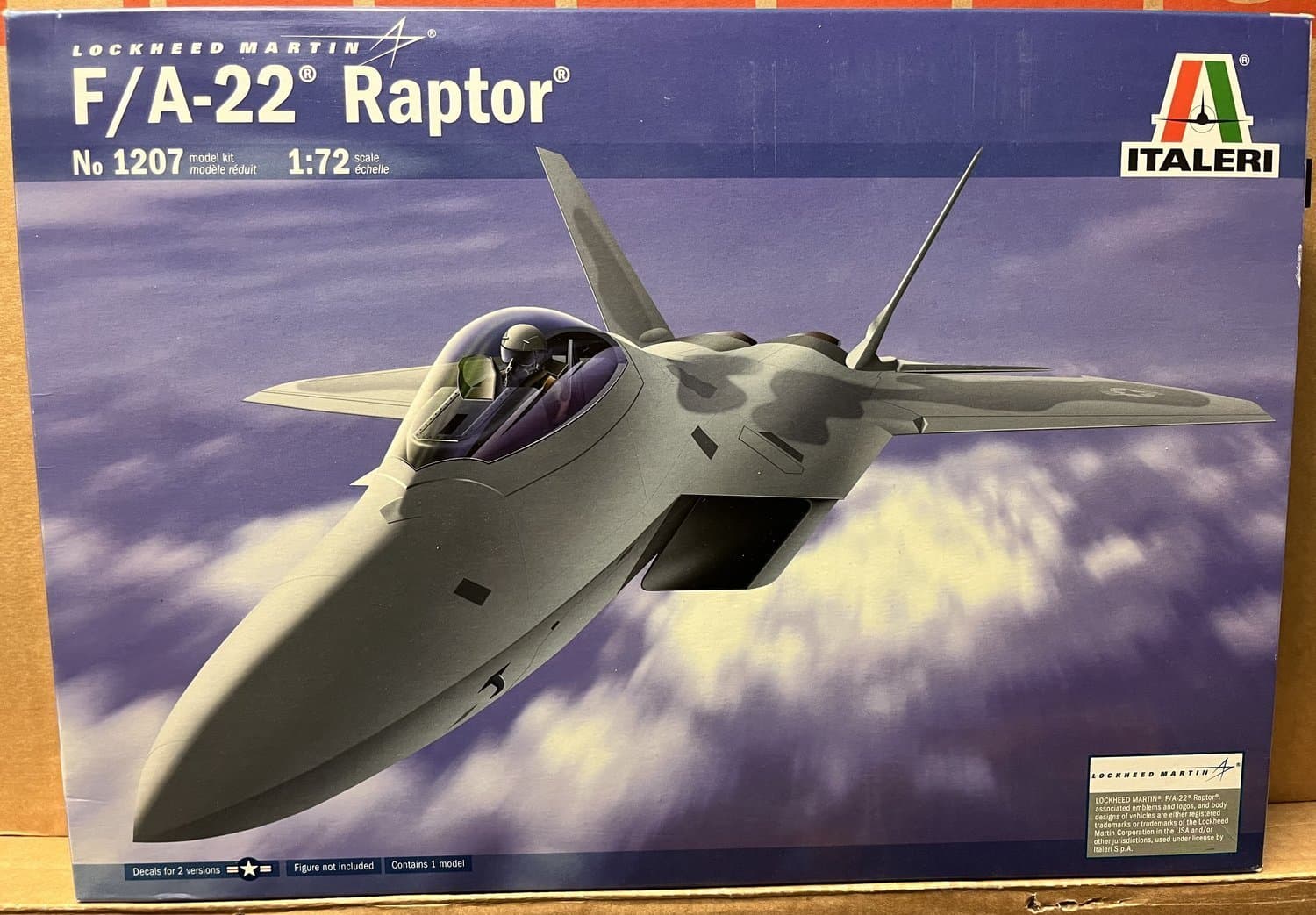 LOCKHEED F-22 RAPTOR Italeri 1/72 OÖPPNAD