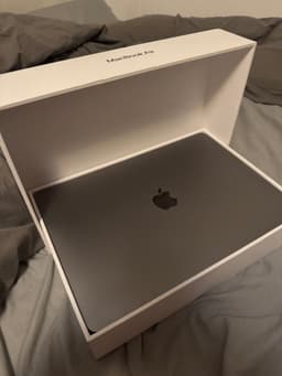 MacBook Air 13 (2020) 8gb 512 ssd