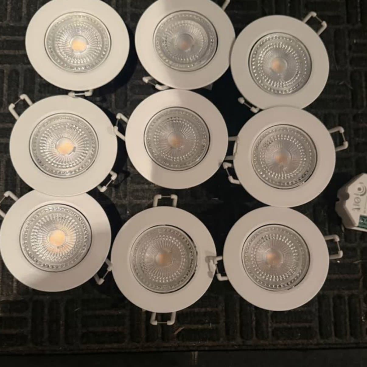 9 st Ecolite Nova spotlights