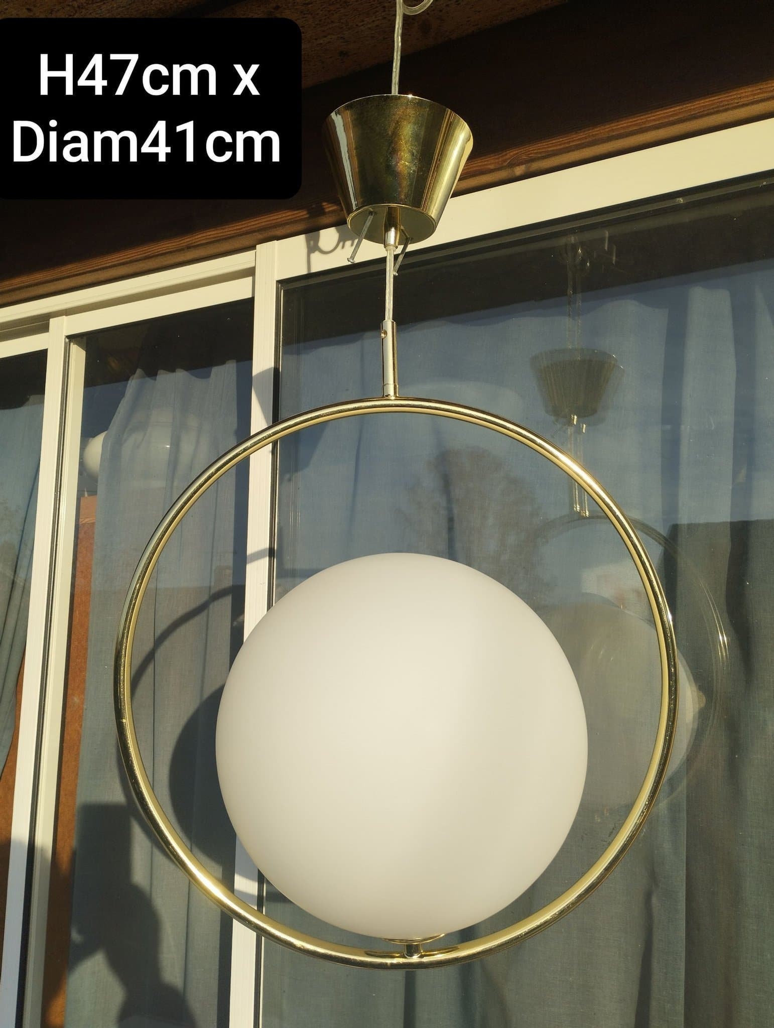 "Saint" - Globen Lighting pendantlampa i mässing & glas