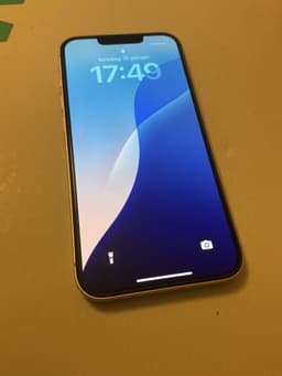 iPhone 13 ,128 GG, Super skick Batthälsa 100%