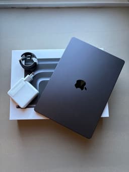 MacBook Pro 14" (M4 Pro) - 24GB RAM / 1TB SSD - Space Black - 100% Batteri
