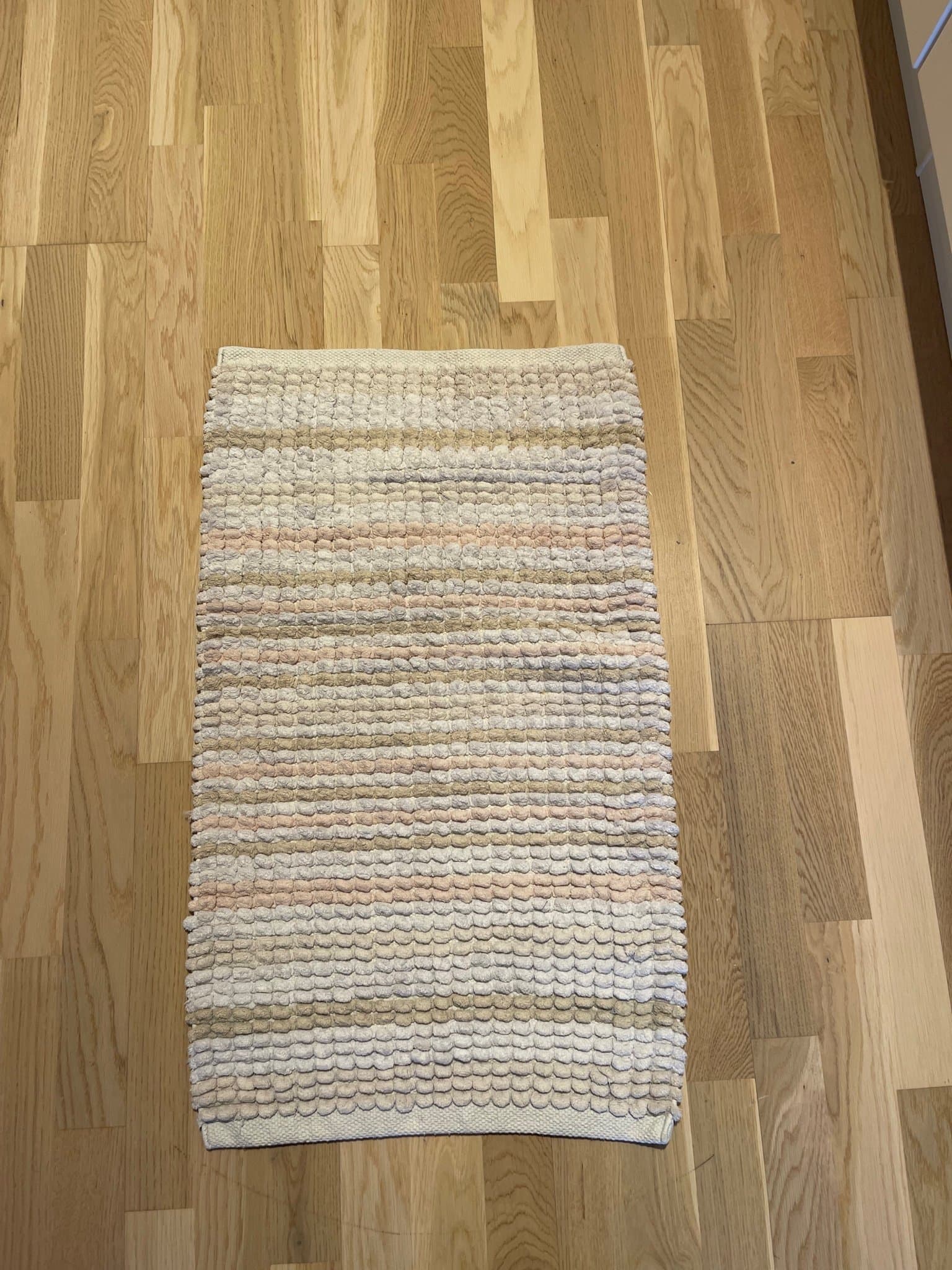 Elegant badrumsmatta