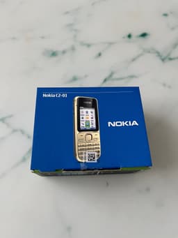 Nokia C2-01 som är helt ny och oanvänd.