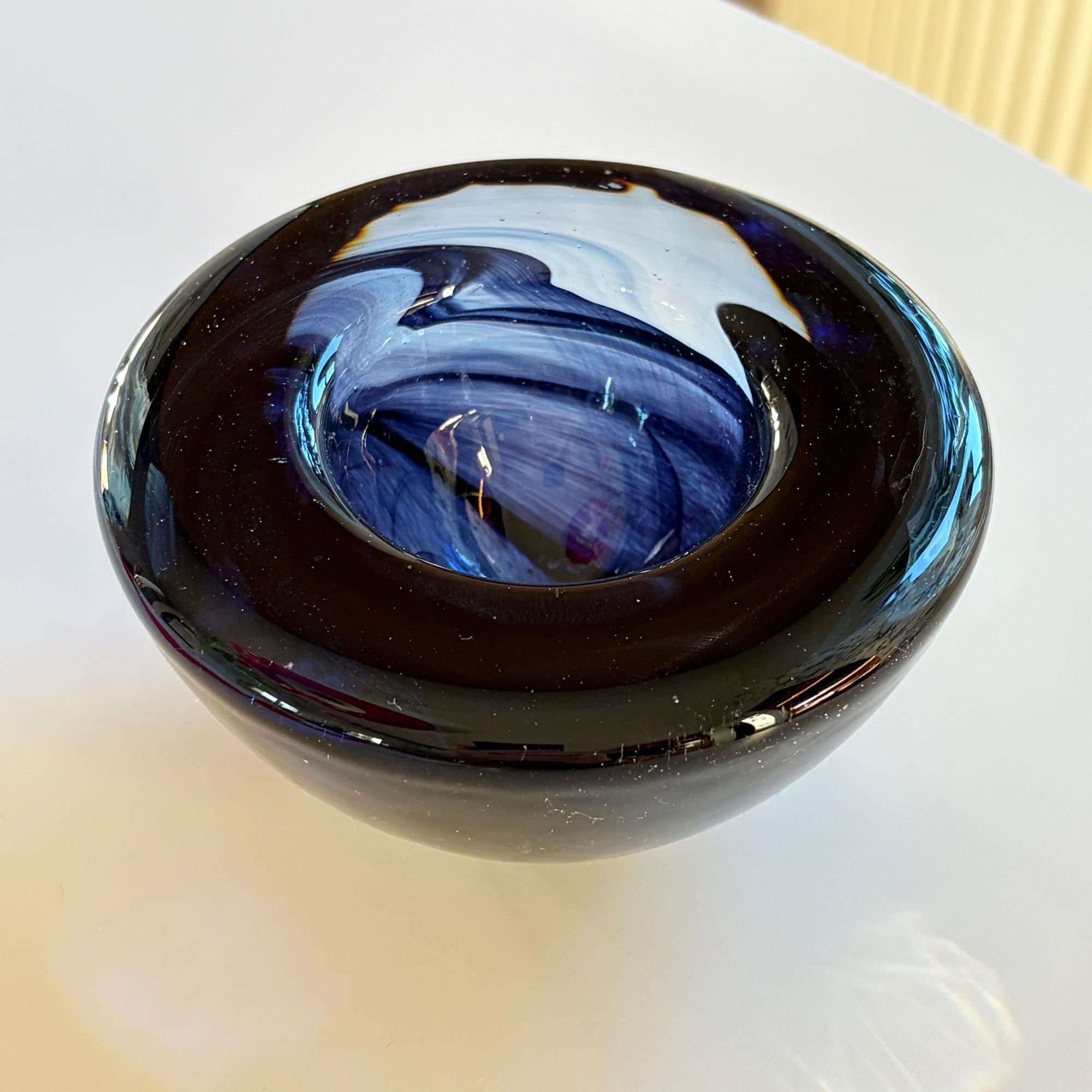 ATOLL ljuslykta blå Kosta Boda, Anna Ehrner