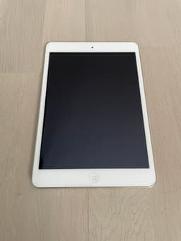 Apple iPad Mini 2 Silver | 16 GB | Fint skick