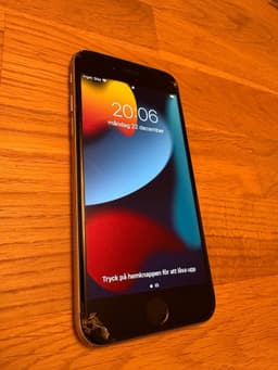 iPhone 6S 32 GB med nytt batteri