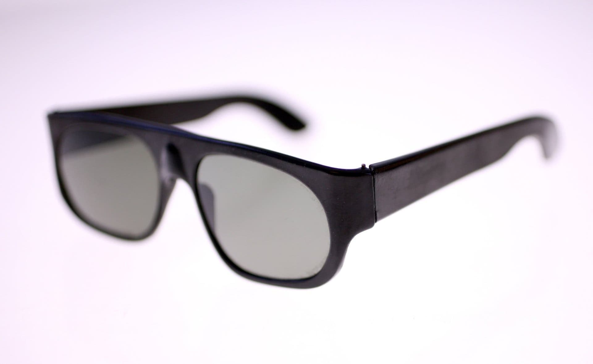 Vintage sunglasses for men-circa 1960s/1970s (Weight: 40g) FREE postage Sweden