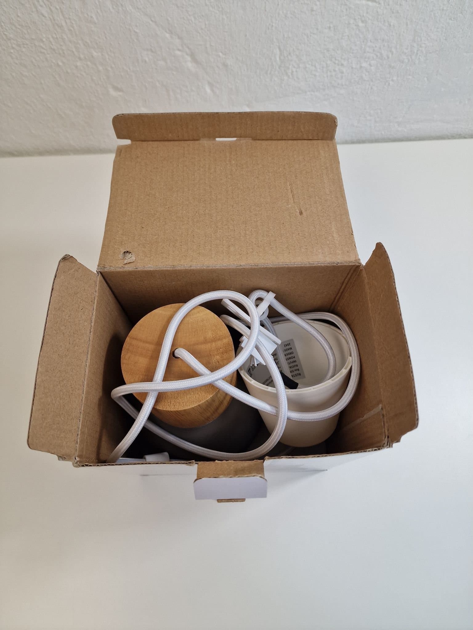 Fönsterlampa Rimini BOA