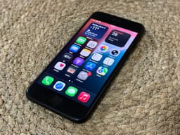 Apple iPhone SE (2020) 128GB, Black