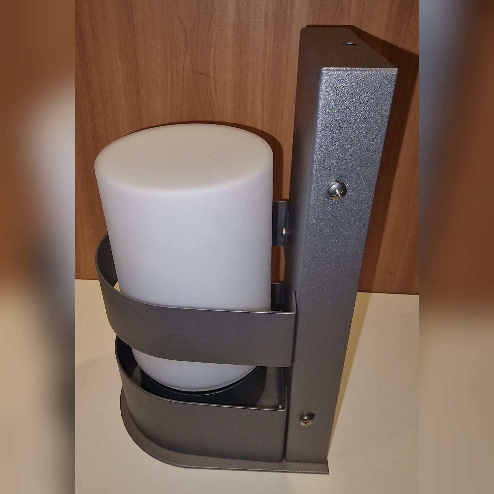 Utomhus Nordic Vägglampa i grafit struktur/opal frostglas perfekt atmosfär