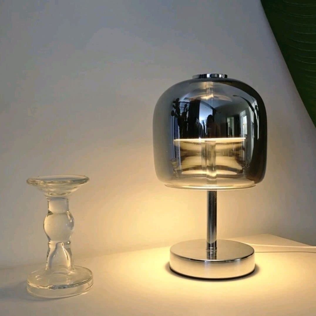 Smokey grå glas justerbar bordslampa med tre ljusfärger