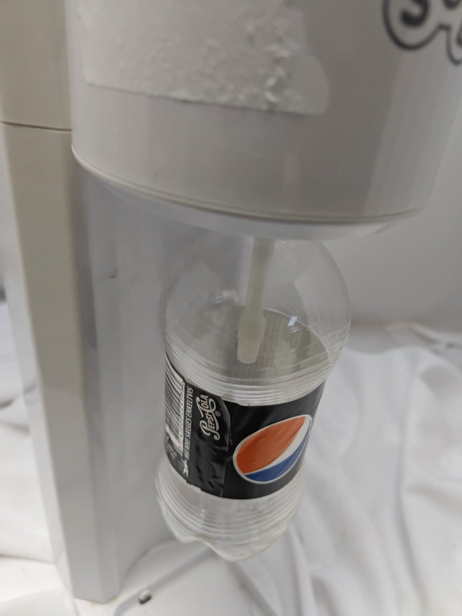 MySoda sodavattenmaskin i vitt.