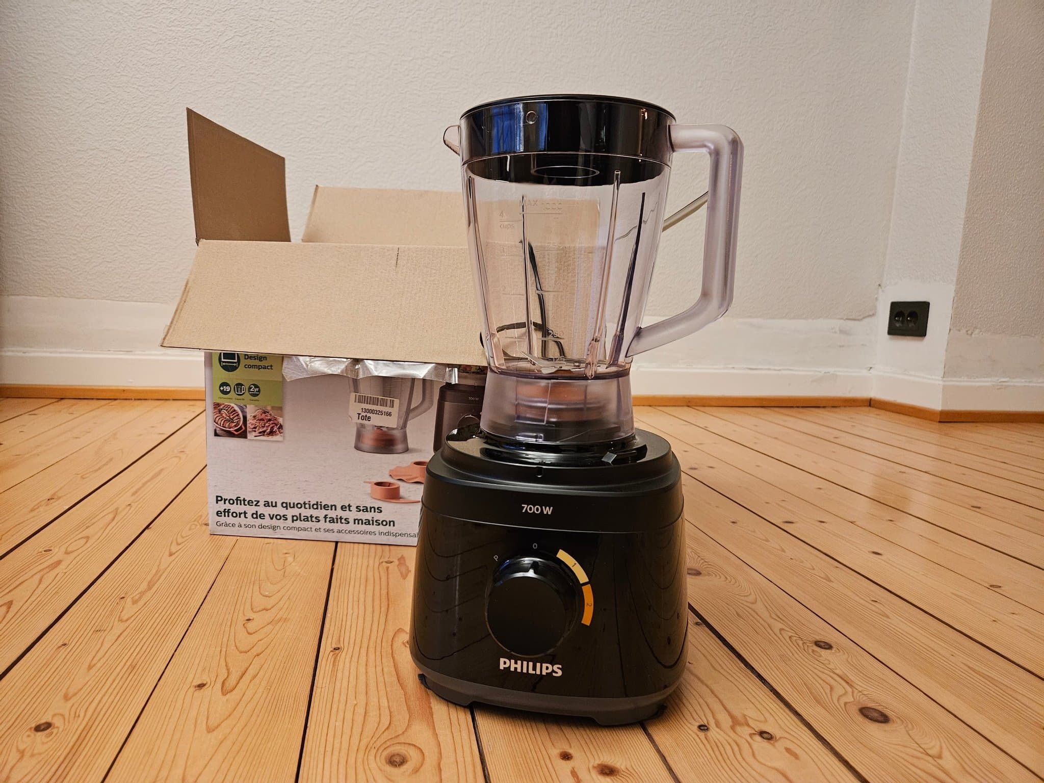 Philips Food Processor HR7320/10 700W 19 functions NEW