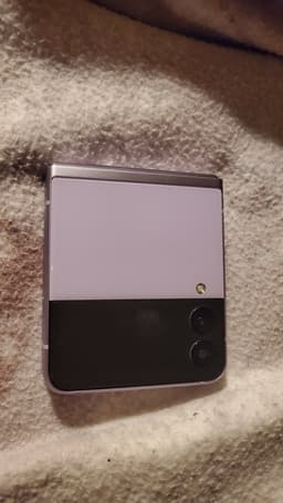 Samsung Galaxy Z Flip 3 5G 128 GB ljuslila med skal och fodral till