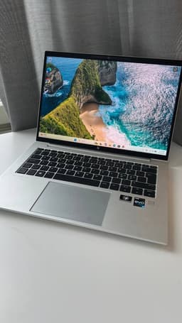 HP EliteBook 840 G9 14" | i5-12 gen (10 cores) | 16GB DDR5 | Nyskick