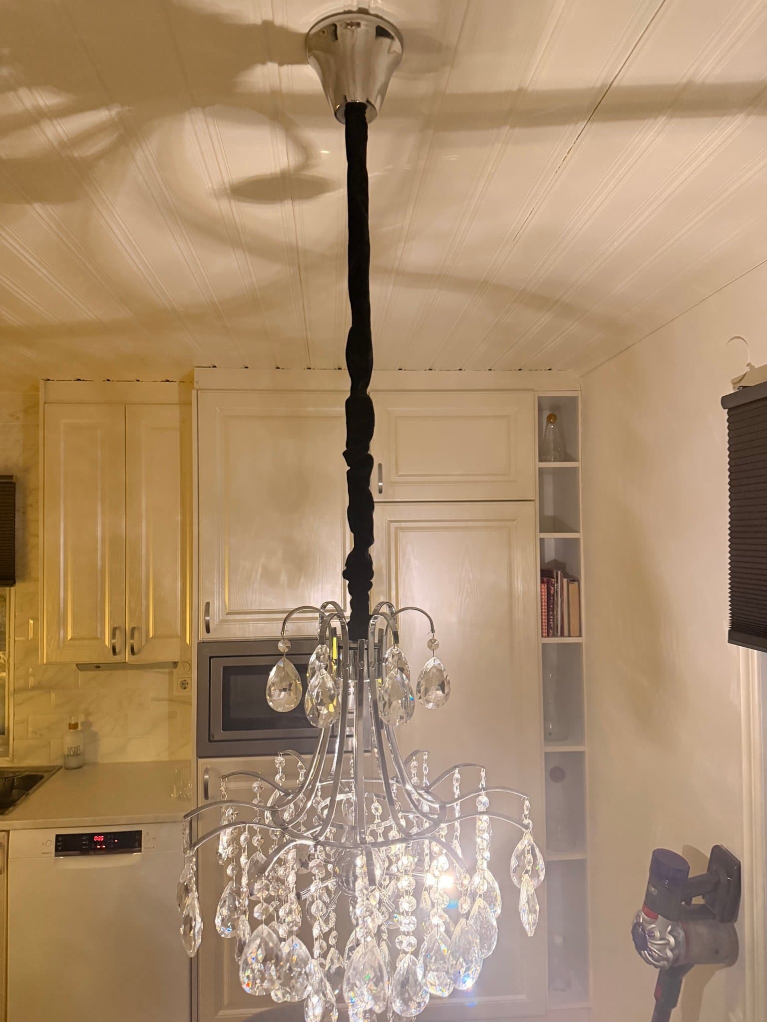 Äkta kristall lampa med svart sammet