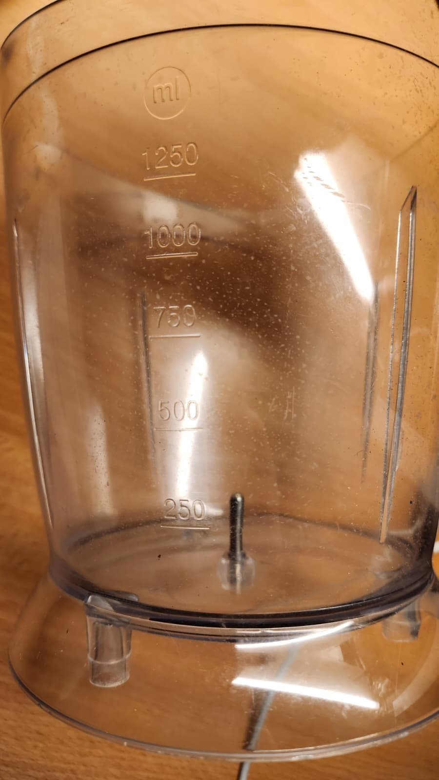 Fasett Handmixer GTM-32BD med 1,25L mixerbägare och tillbehör