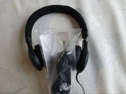 JBL Live 460NC trådlösa on-ear-hörlurar med ANC – Nästan ny (demo)