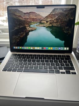 MacBook Air M2 2022
