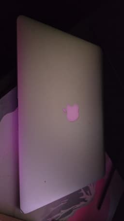 MacBook Air 13 tum, 2015