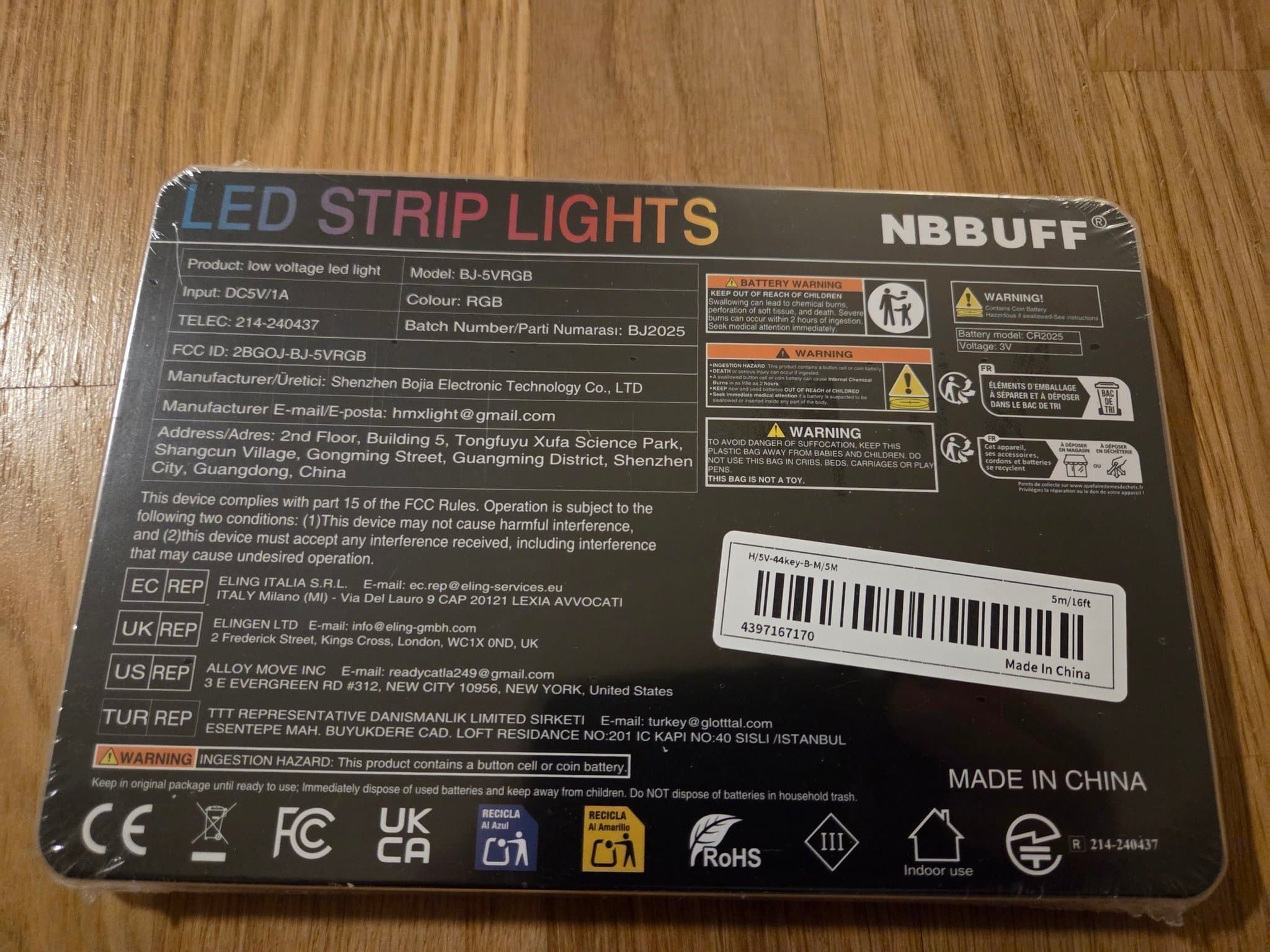 oöppnad 5M RGB LED Strip Lights