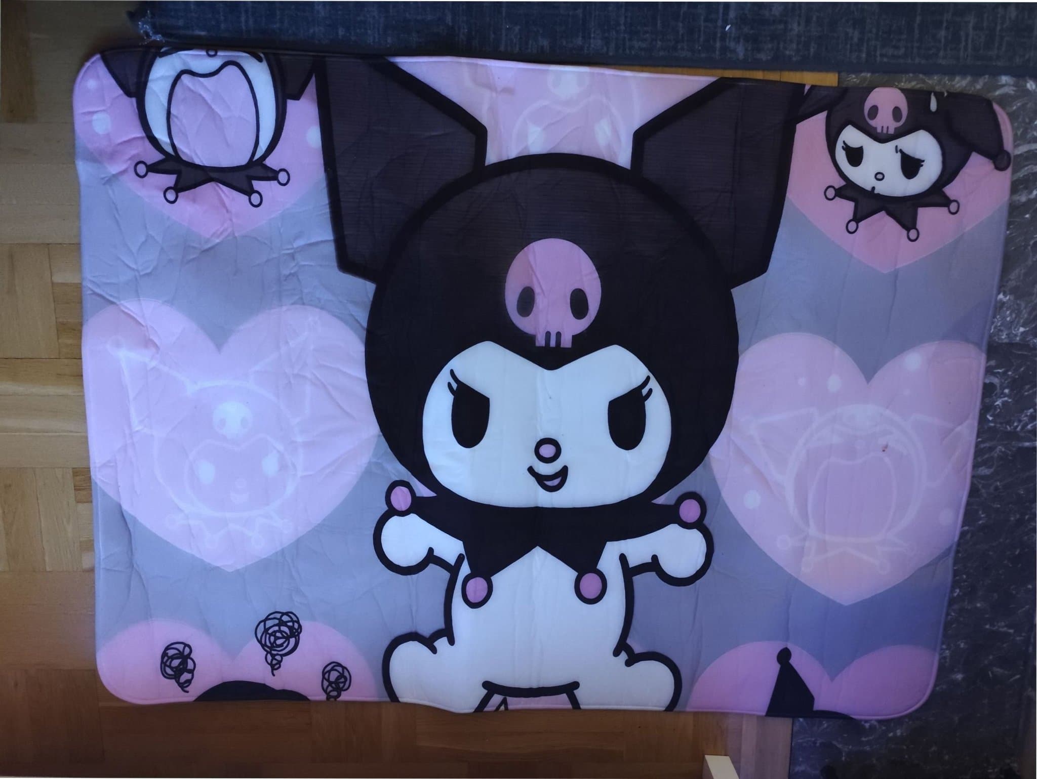 Kuromi matta. 160x120 centimeter