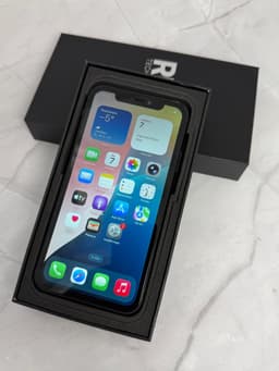 iPhone 11 - ny skärm - 95%