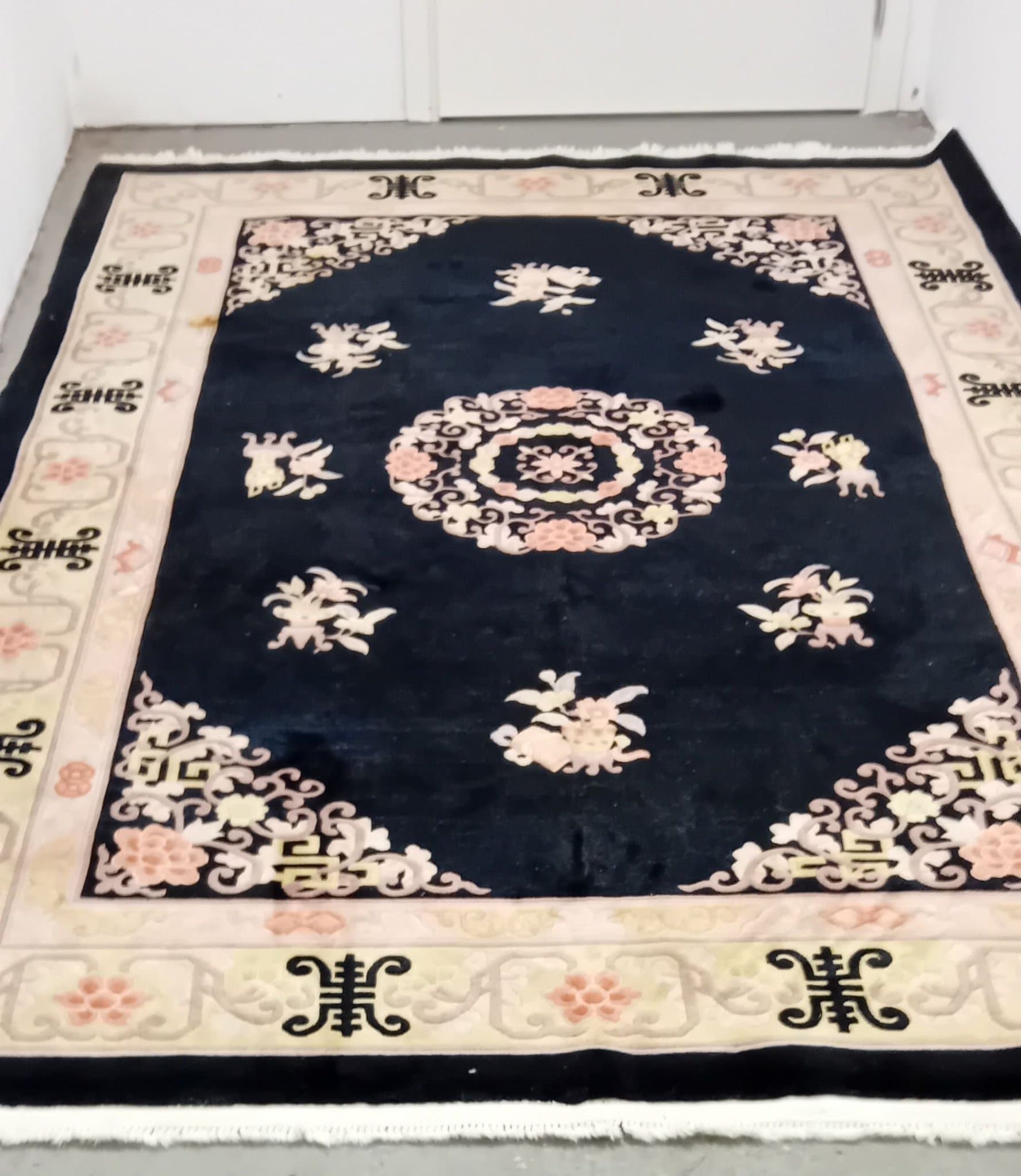 Orientalisk vacker handknut ullMatta och stora hell ren som ny 180 ×280