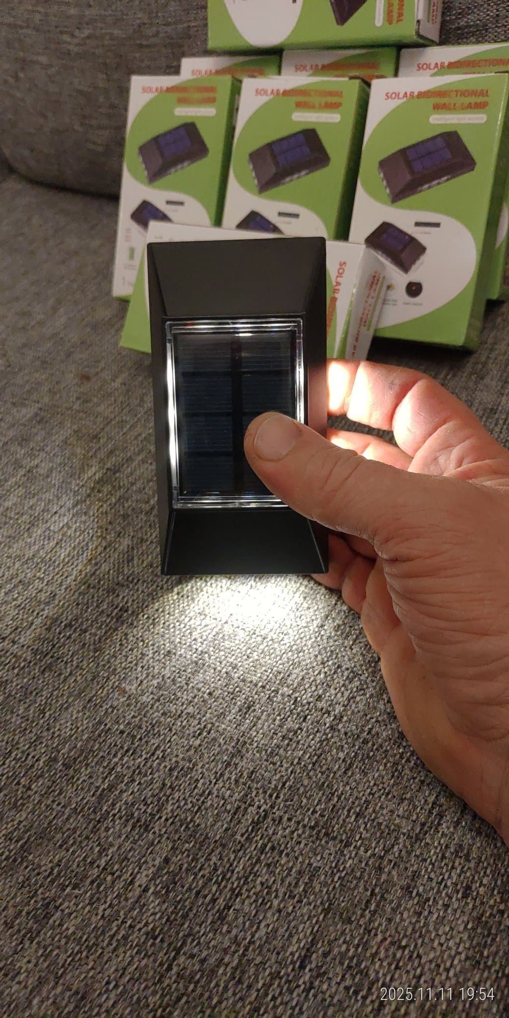 Solar Bidirectional Wall Lamp