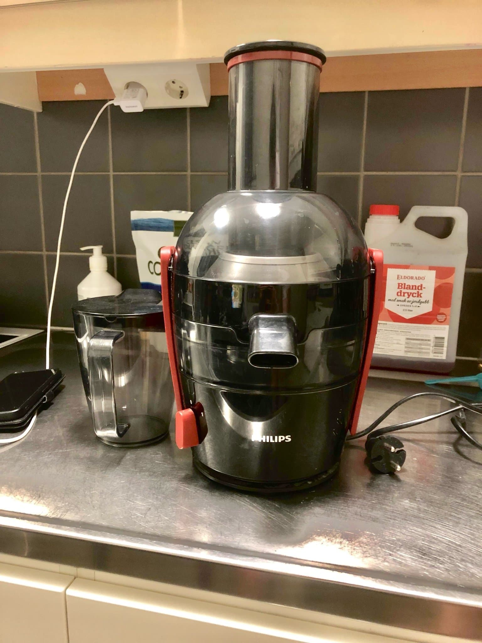 Philips råsaftcentrifug svart