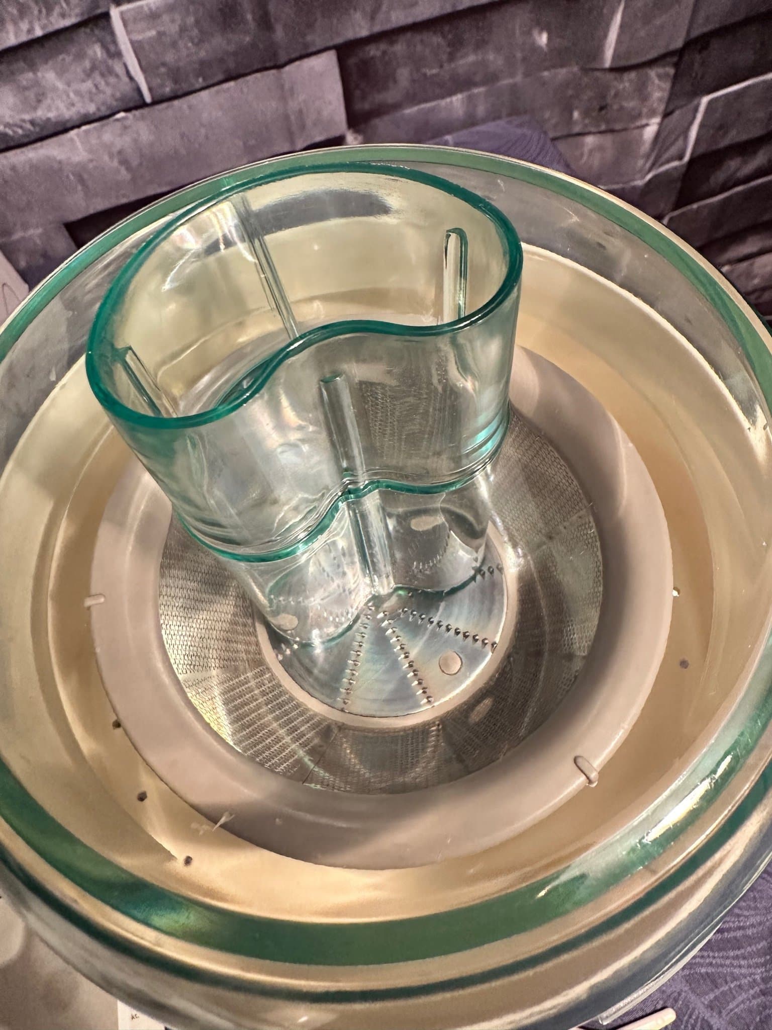 Philips Cucina HR 2828 Juice Extractor